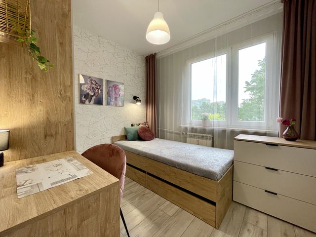 Pokój nr. 1 — Iberyjska 7